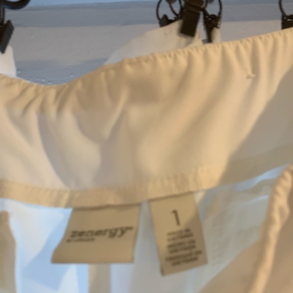 Chico’s Travel Pant - Picture 2 of 2